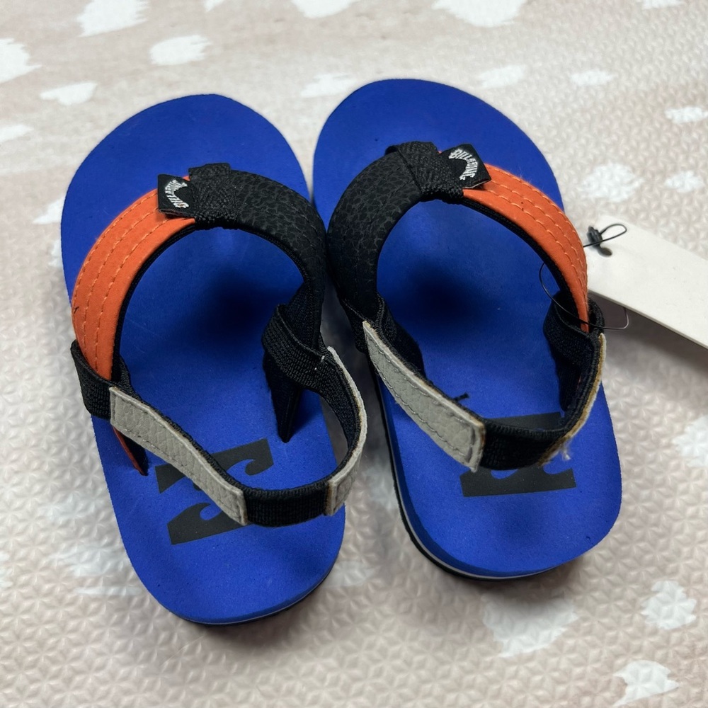 Billabong Baby Blue and Orange Flip Flops Sandals Thongs Ankle Strap Size 3/4